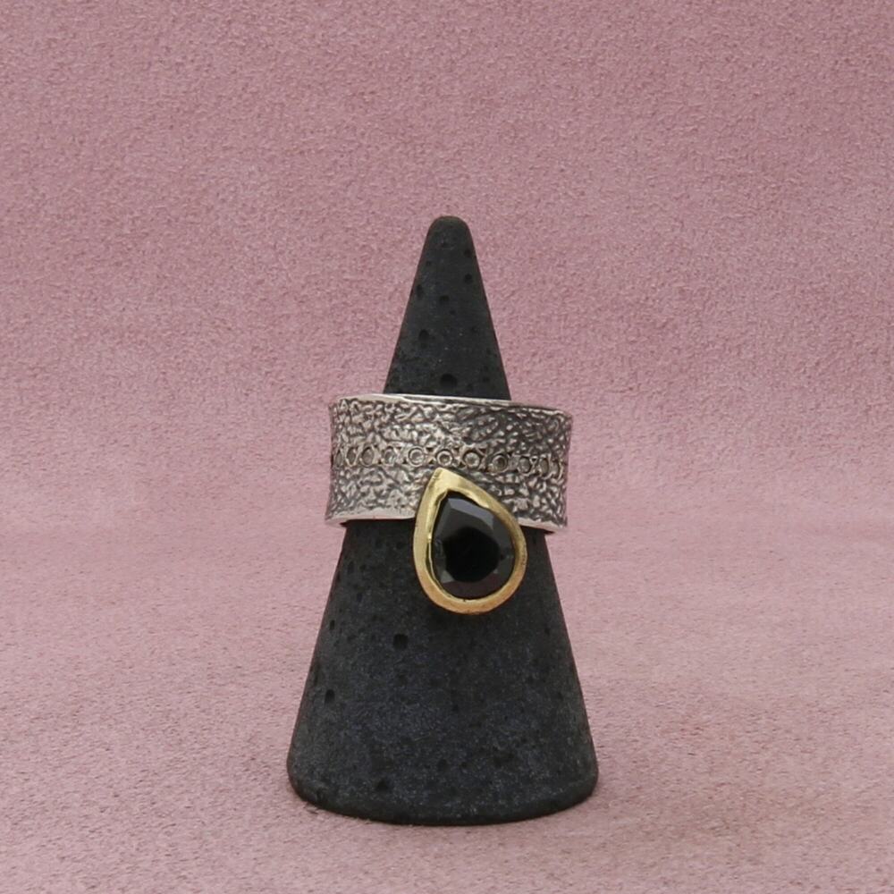 sterling silver brass accent black quartz band ring size 7.5